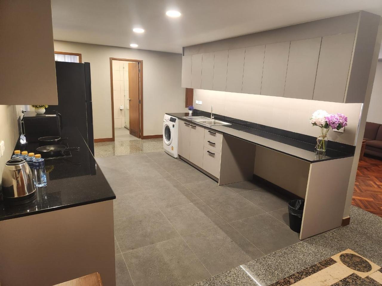 방콕 United Tower Thonglor By Aspira 아파트 외부 사진